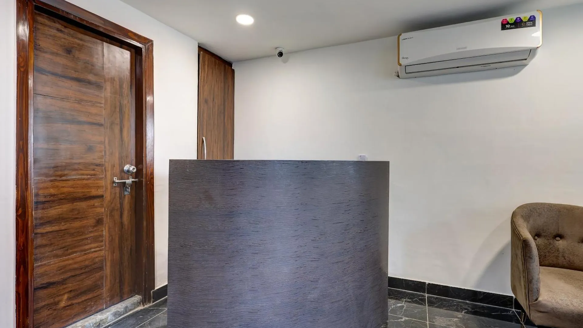 Hotel Airport Near Yashobhumi New Delhi